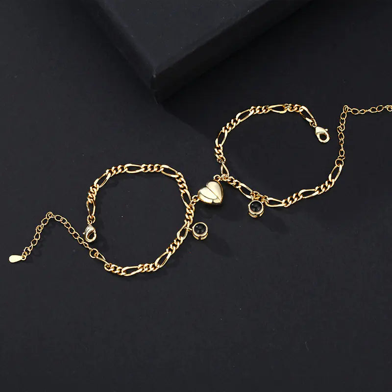Couple Bracelet Simple Projection in 100 Languages